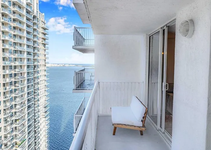 Beautiful 1 Bed 1 Bath • Brickell • Bay View